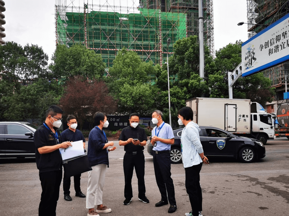 貴州省衛(wèi)生計生監(jiān)督局赴六市州開展貴陽市異地安置隔離人員集中隔離點督查工作。