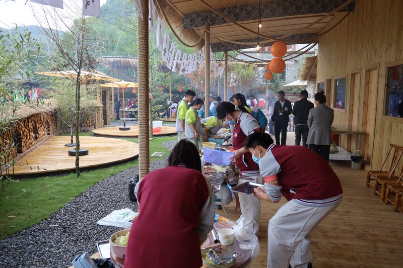 高中組項(xiàng)目——人間煙火，盛世繁華。