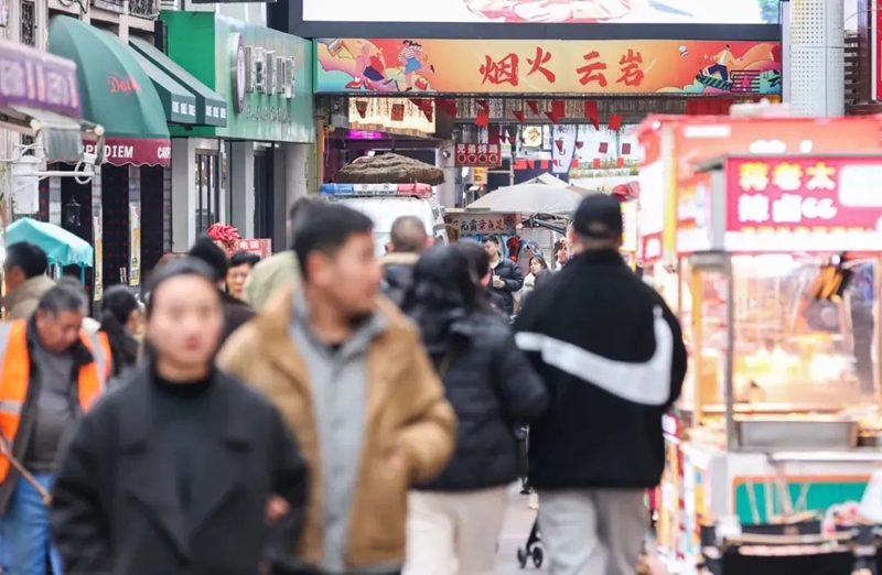 花火蜜市新春糖果市集。郭然攝