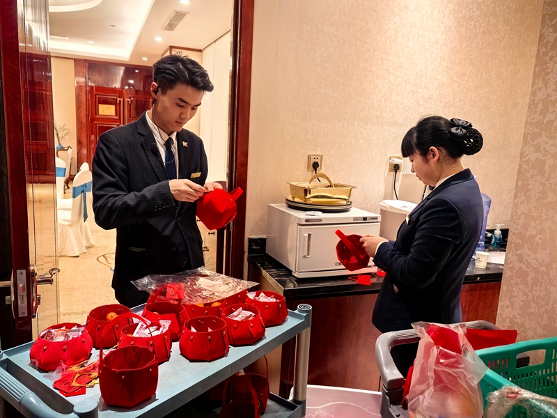 酒店員工堅守崗位。貴旅集團供圖