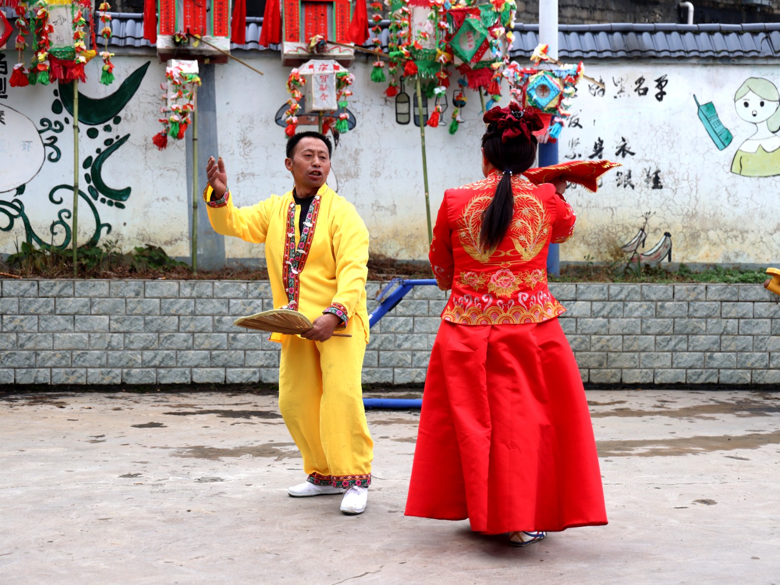 “太平花燈”鬧元宵。